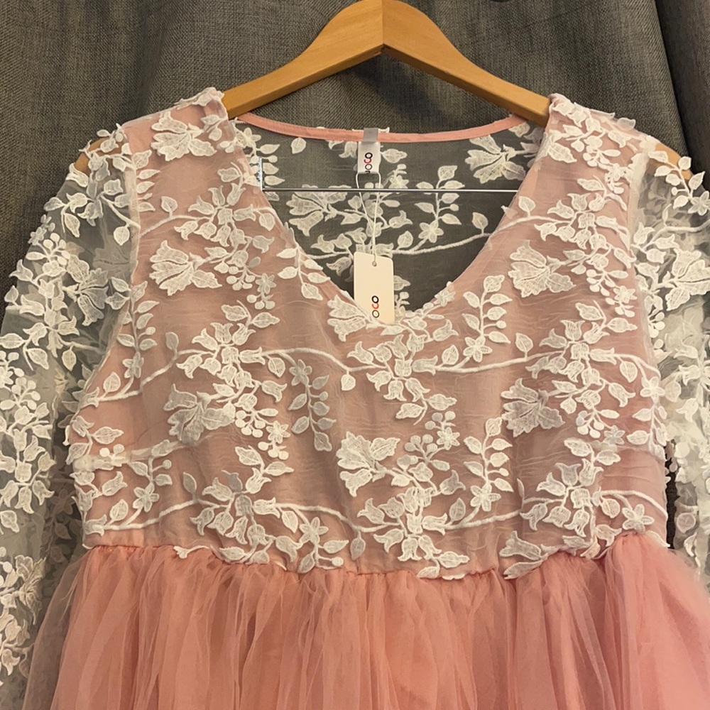 Beautiful maternity dress pink